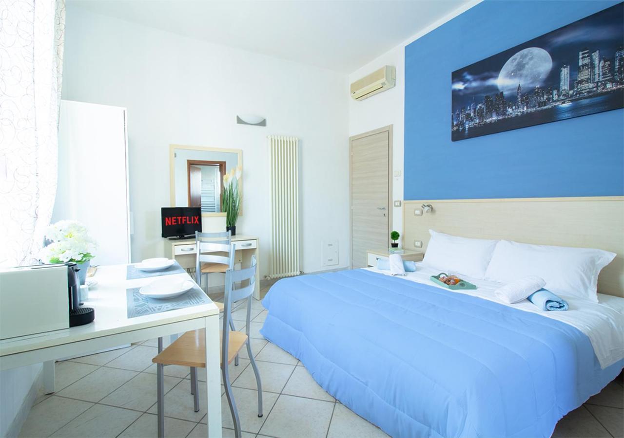 Athena Rooms - Parcheggio Privato Bologna Exterior photo