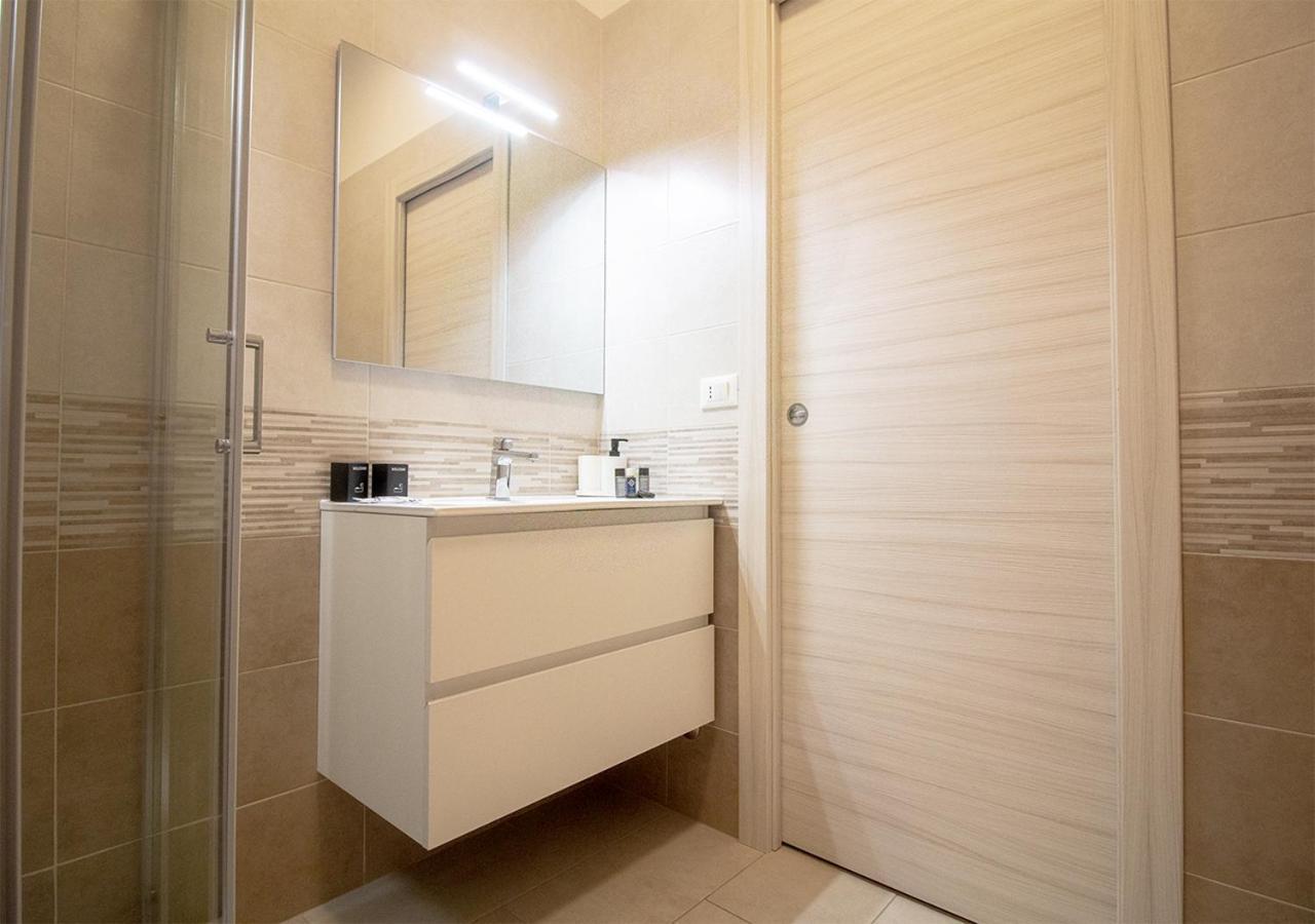 Athena Rooms - Parcheggio Privato Bologna Exterior photo