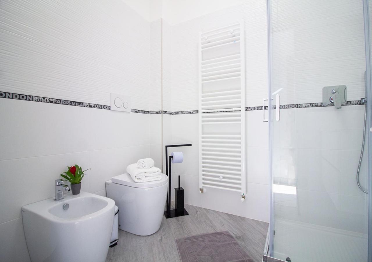 Athena Rooms - Parcheggio Privato Bologna Exterior photo